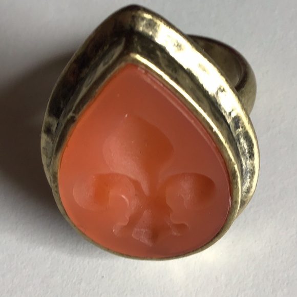 Jewelry - Silpada KR fleur des les ring